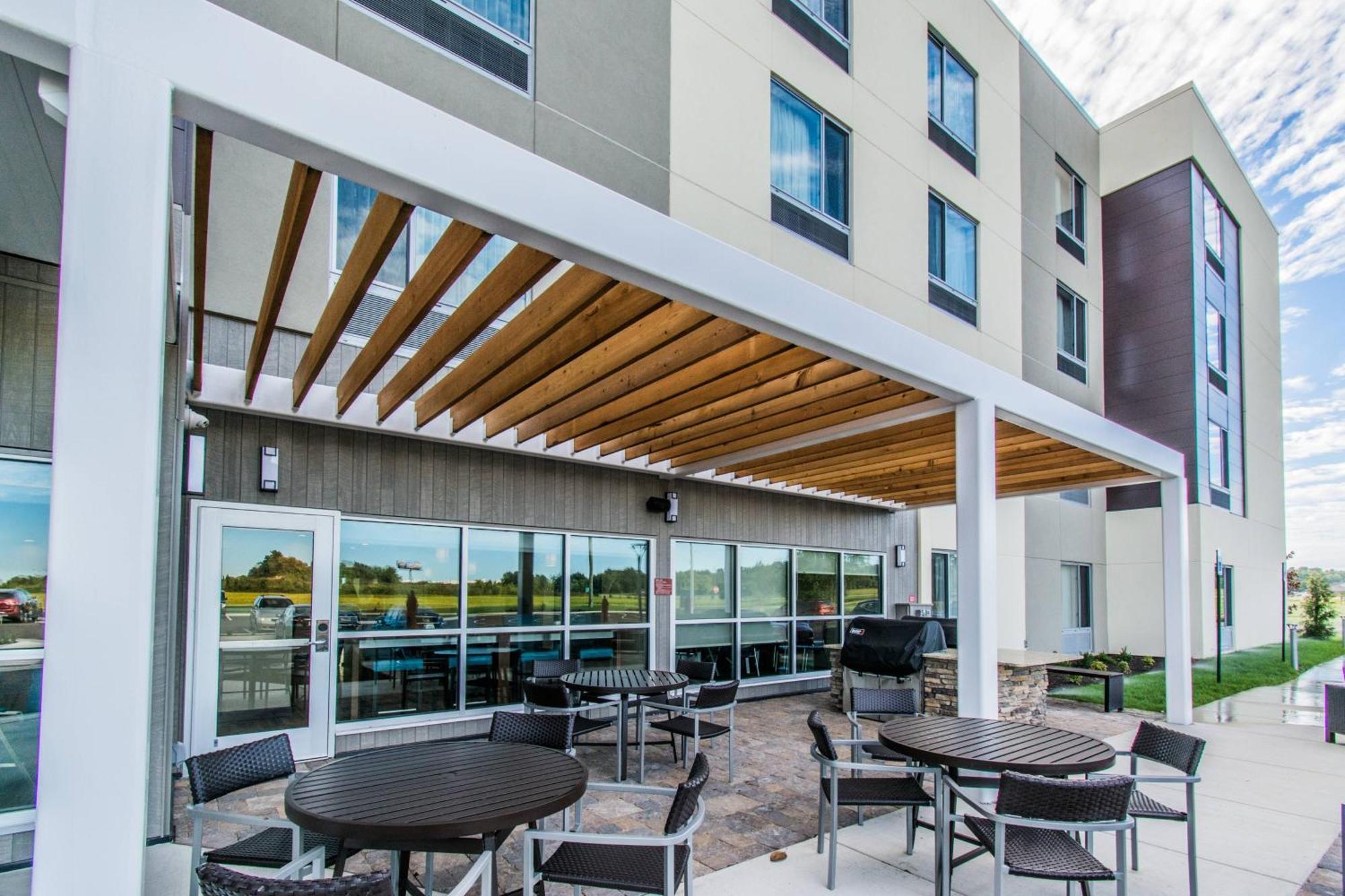 Towneplace Suites By Marriott Evansville Newburgh Exterior foto